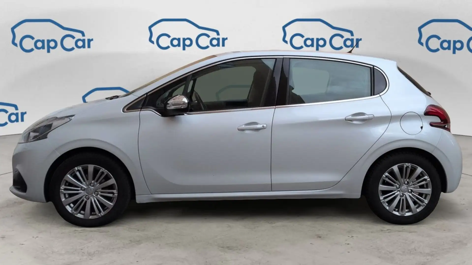 Peugeot 208 I 1.2 PureTech 82 Style Blanc - 2