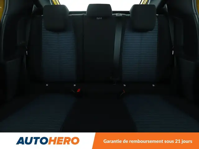 Peugeot 208 view 15