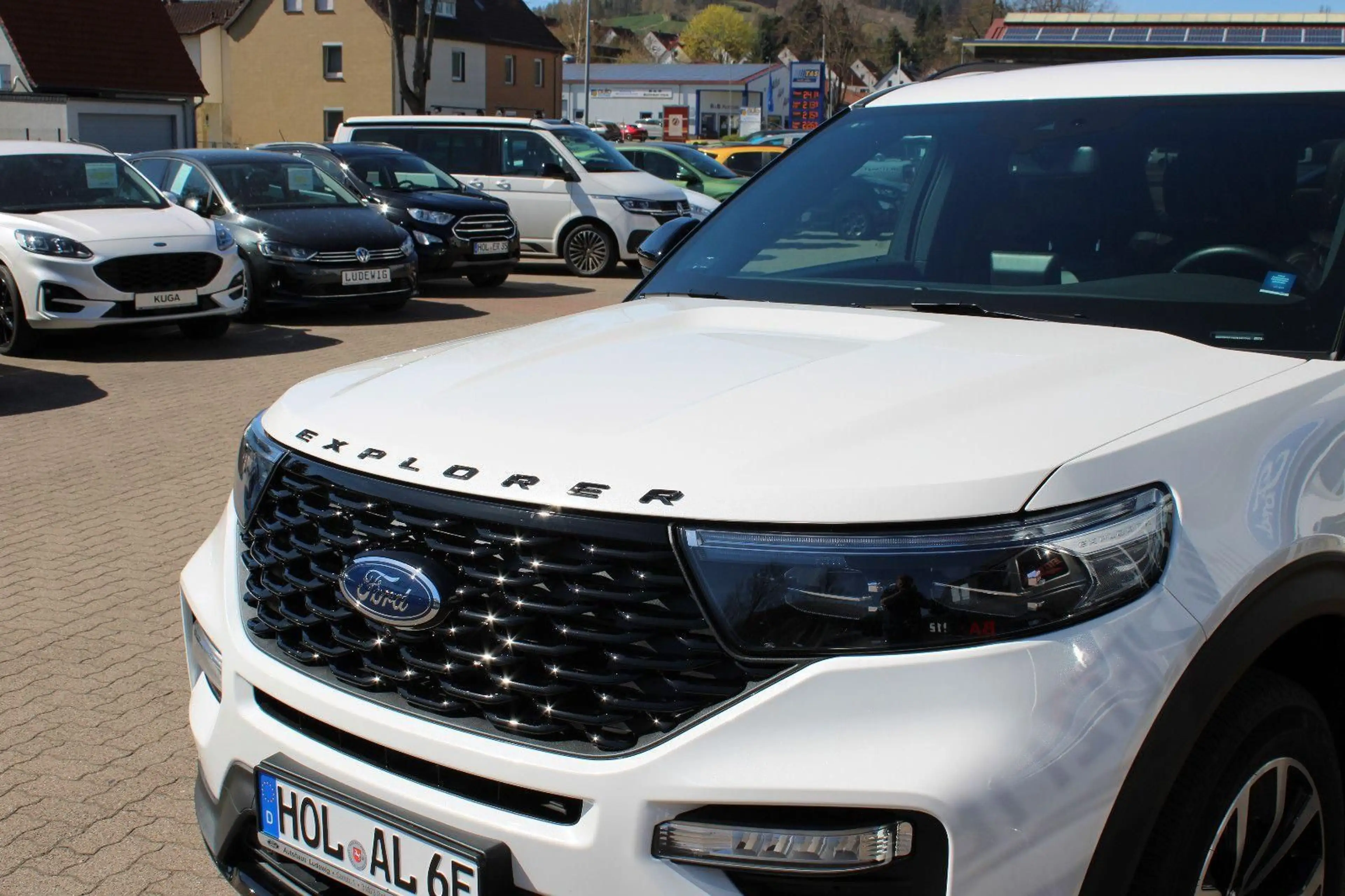 Ford Explorer ST-Line Plug-in-Hybrid 4x4 AHK — photo 7