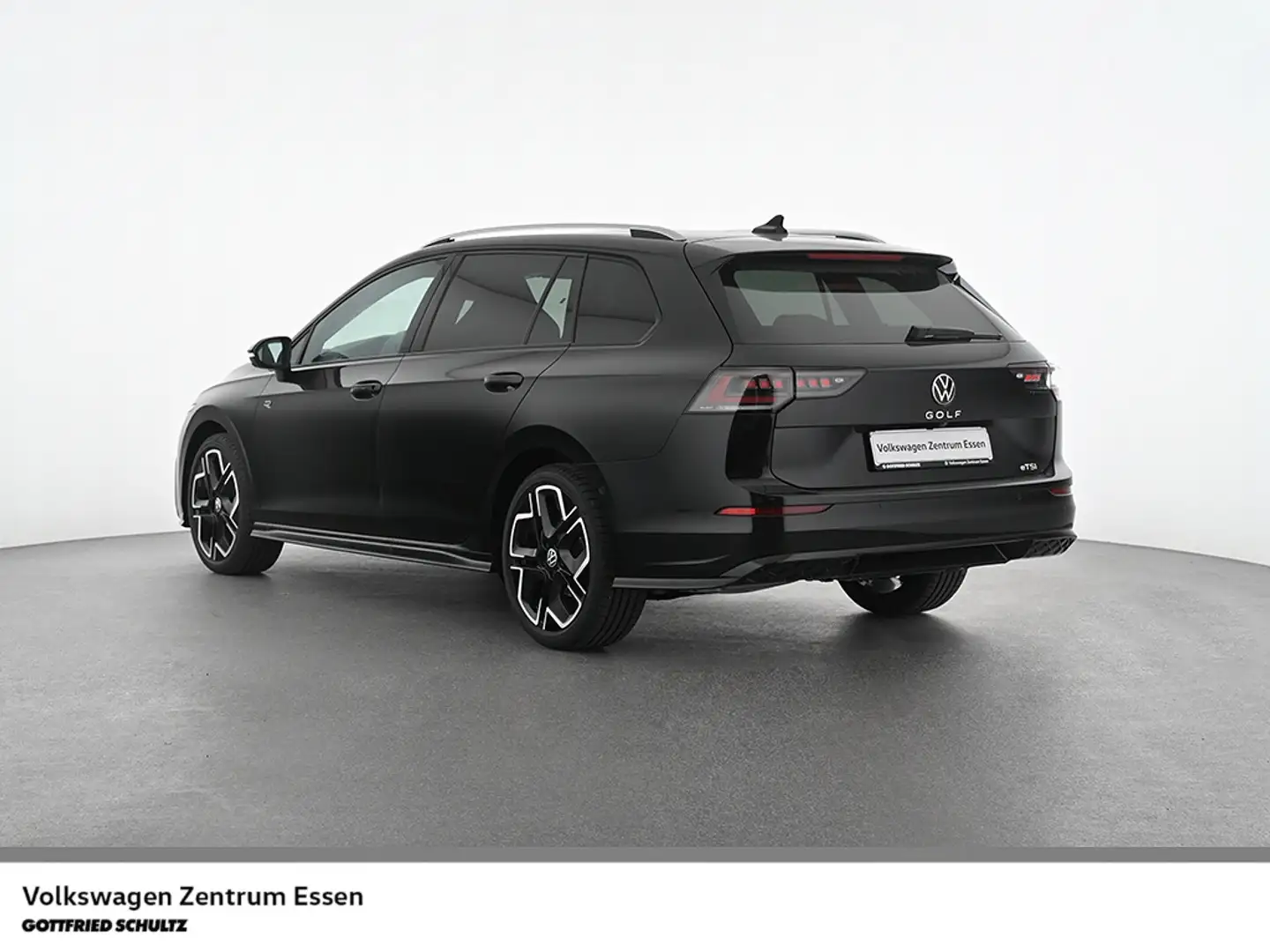 Volkswagen Golf Variant R-Line 1 5l eTSI MatrixLED AHK Business Schwarz - 2