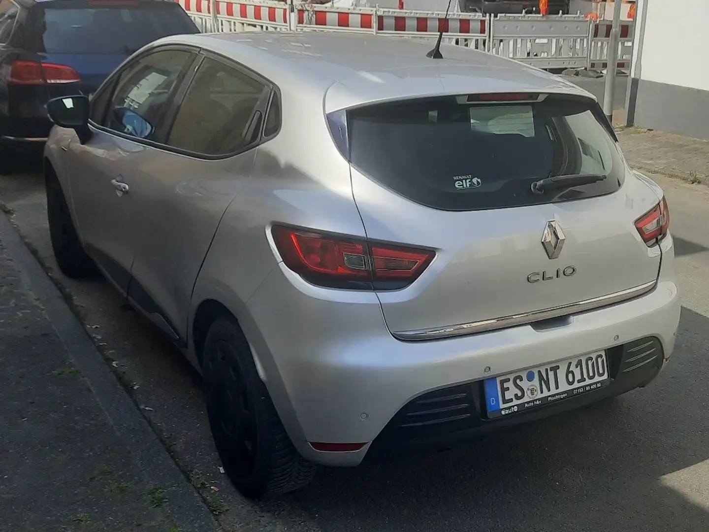 Renault Clio Limited Silber - 2