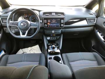 Bild 8 Nissan Leaf N-Connecta 40KW LED 360 Kamera ProPilot