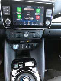 Bild 12 Nissan Leaf N-Connecta 40KW LED 360 Kamera ProPilot