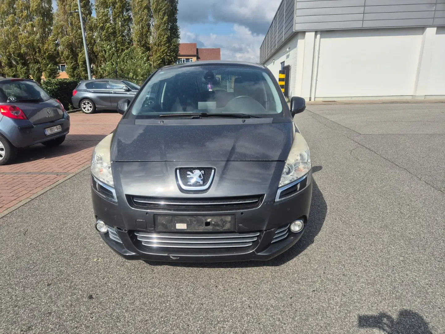 Peugeot 5008 5008 1.6i Premium 7place Gris - 1