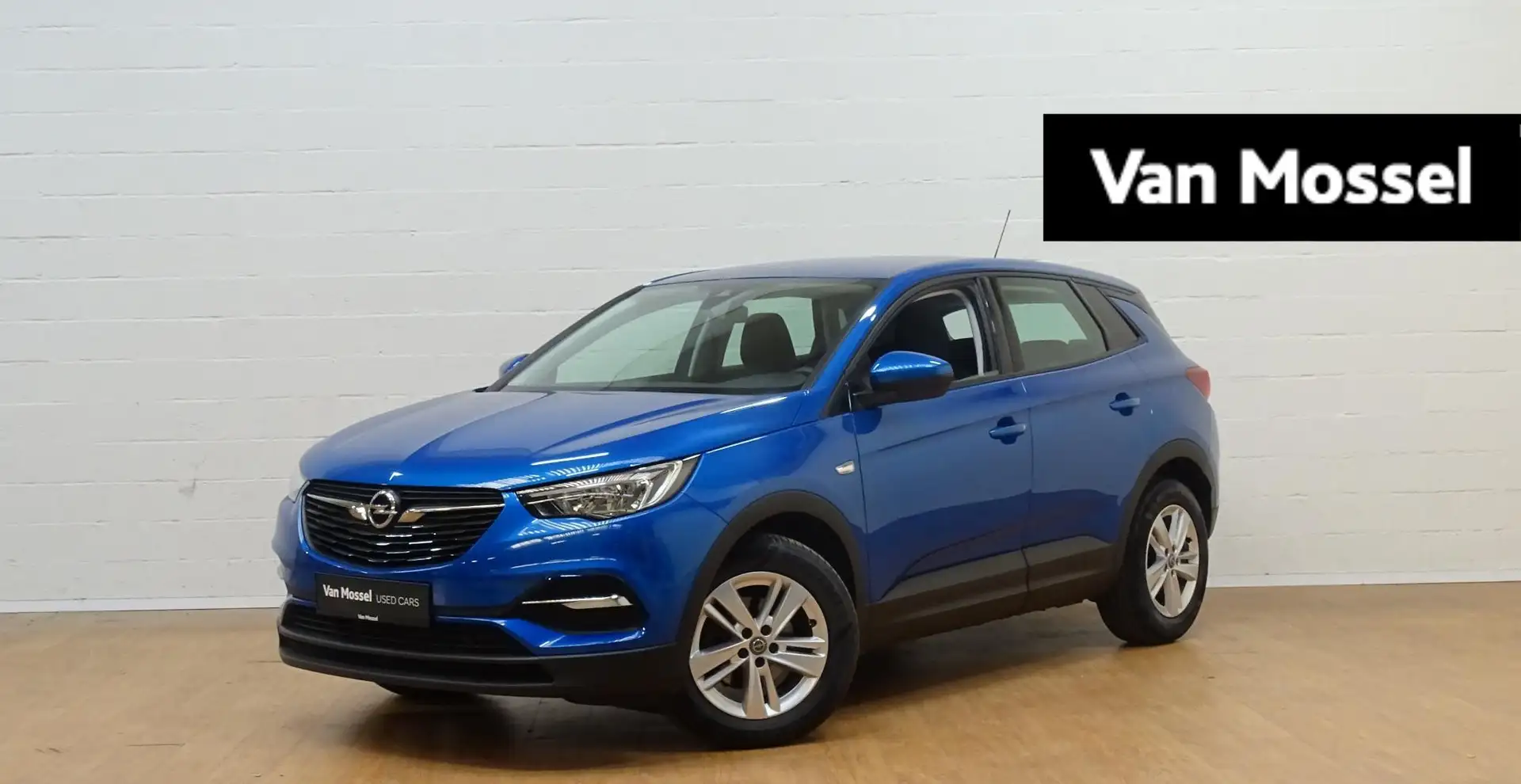 Opel Grandland X 1.5D Edition automaat Blauw - 1