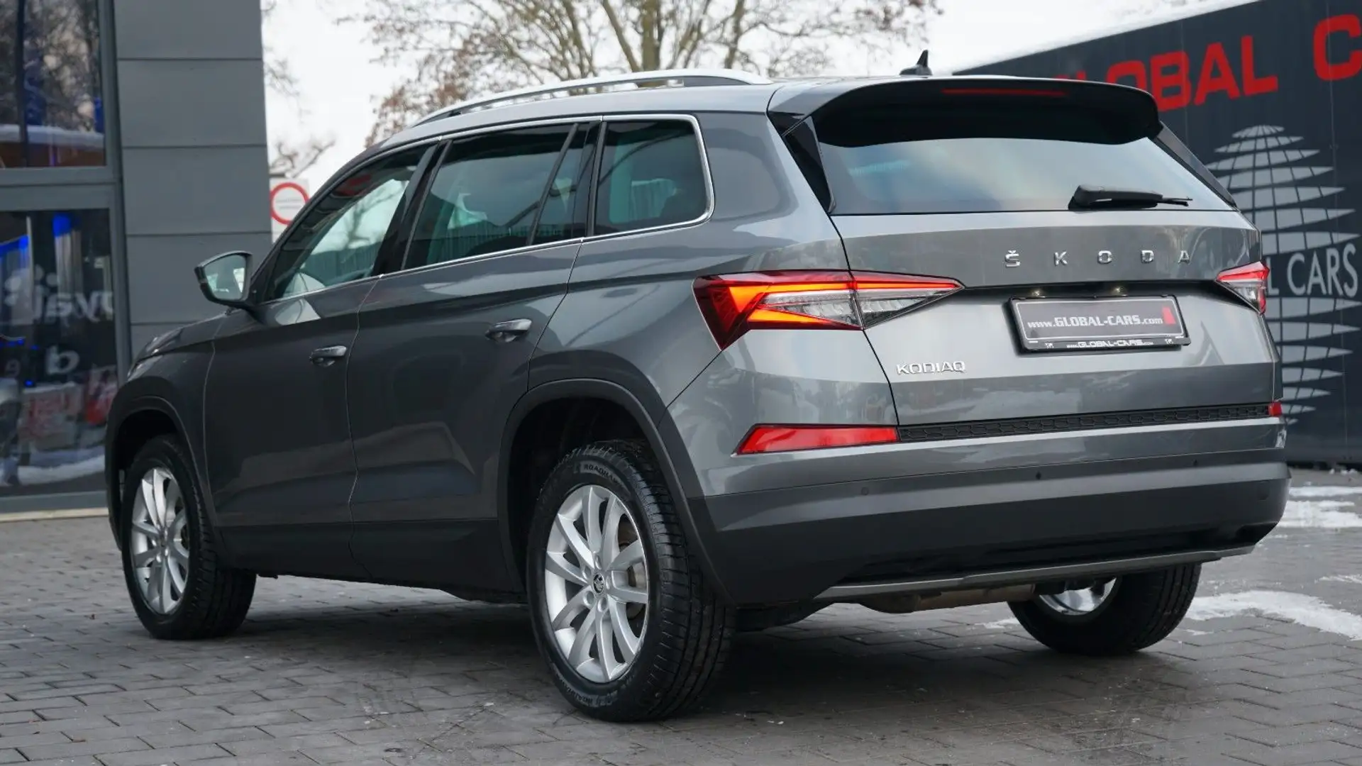 Skoda Kodiaq KODIAQ 2.0 TDi STYLE*MATRIX*VIRTUAL*ACC*T-LEDER* Grau - 2