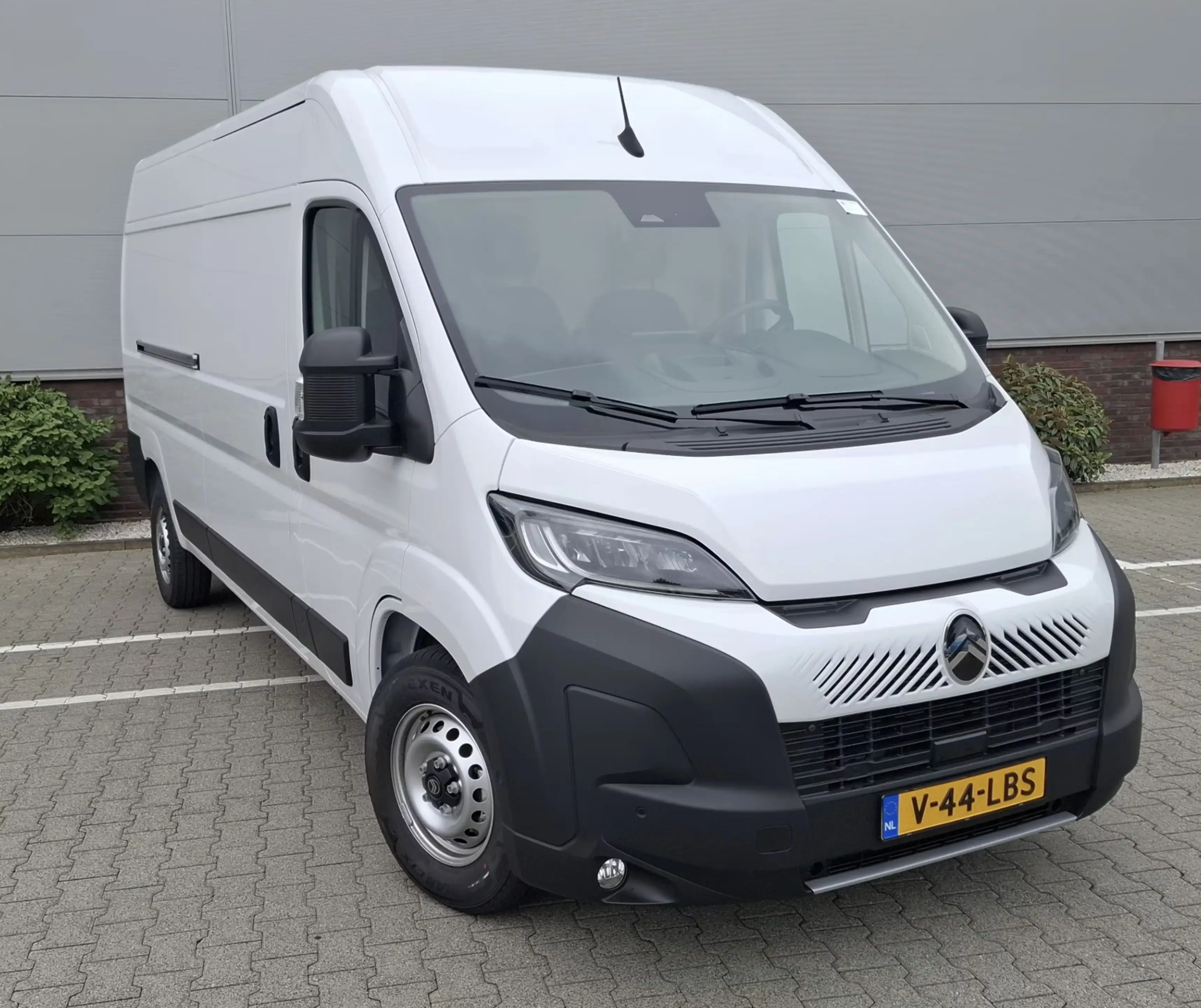 Citroen Jumper 2.2 BlueHDi 180 S&S L3H2 3.5t Zwaar Navi / Camera — photo 6