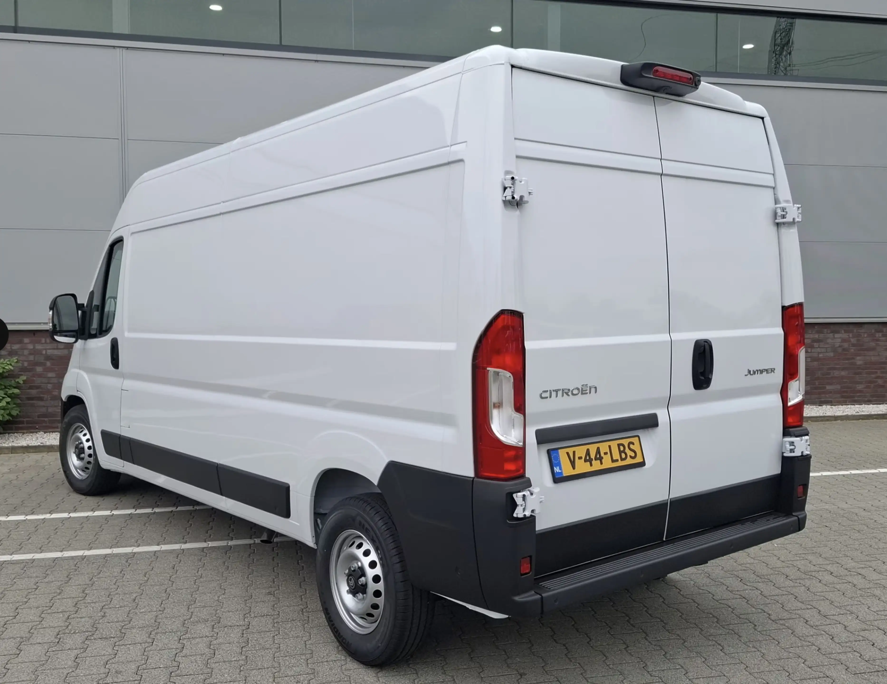 Citroen Jumper 2.2 BlueHDi 180 S&S L3H2 3.5t Zwaar Navi / Camera — photo 3