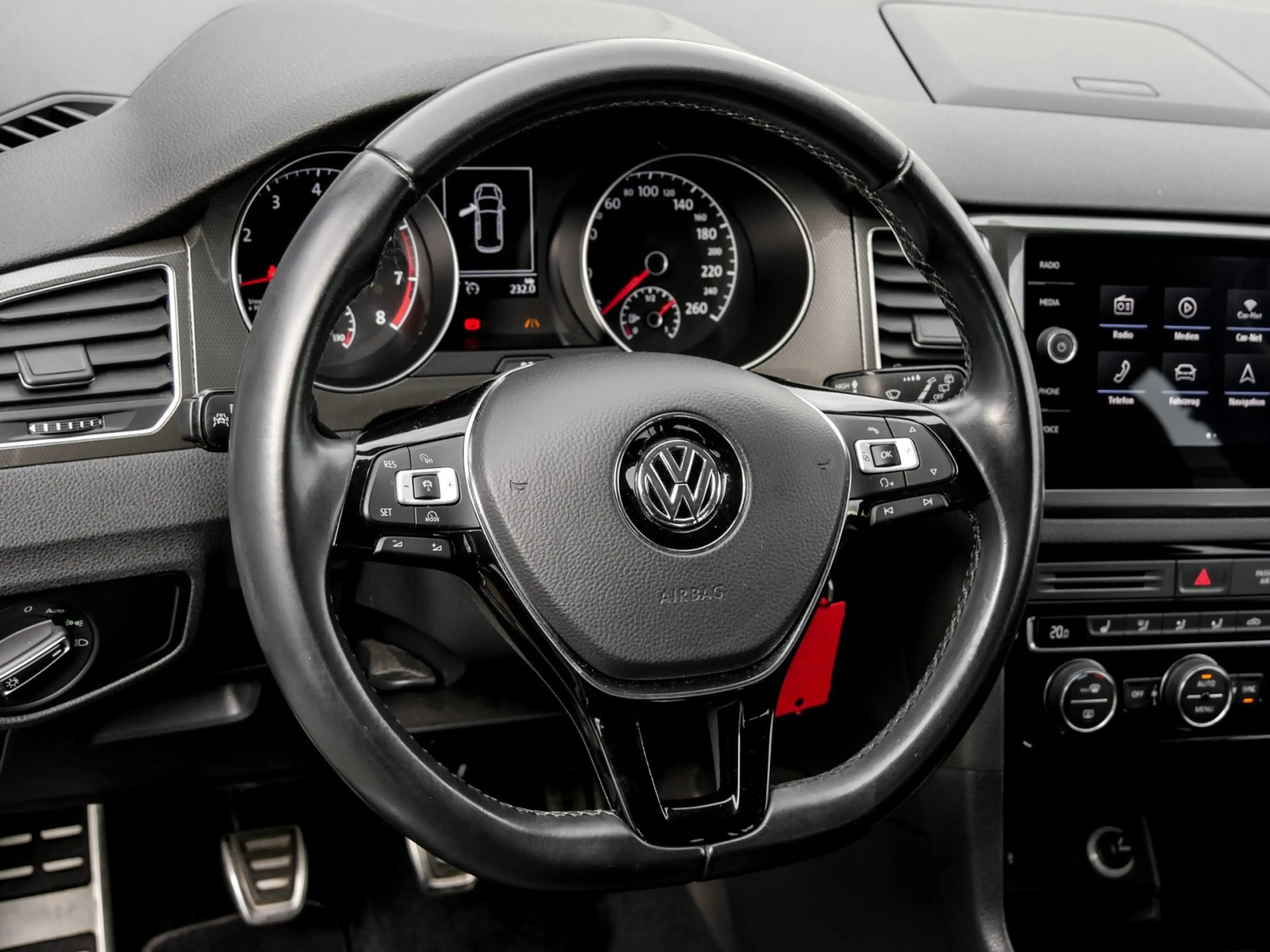 Volkswagen Golf Sportsvan JOIN 1.0 TSI LED Navi ACC BlindSpot+ — photo 9