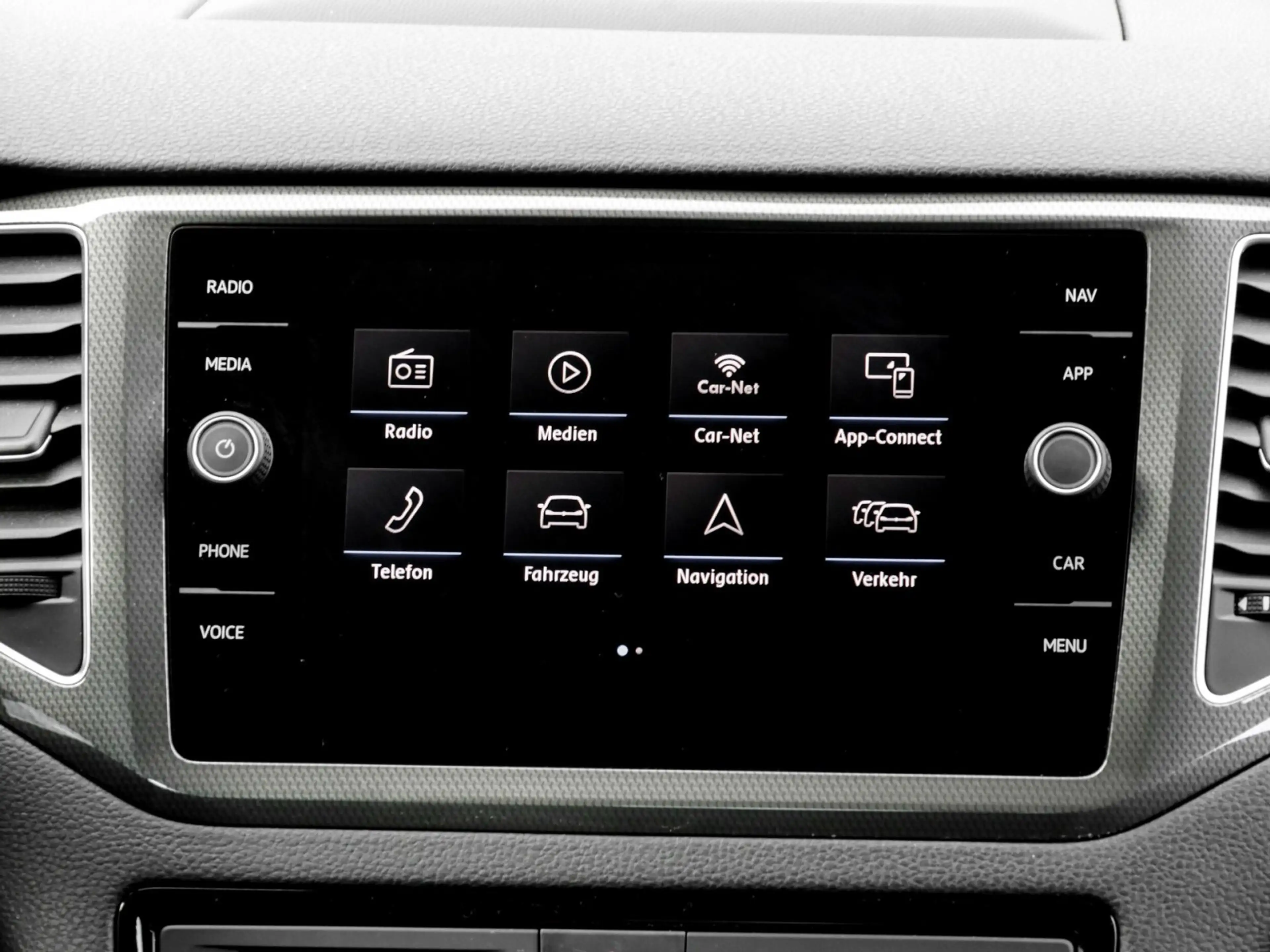 Volkswagen Golf Sportsvan JOIN 1.0 TSI LED Navi ACC BlindSpot+ — photo 7