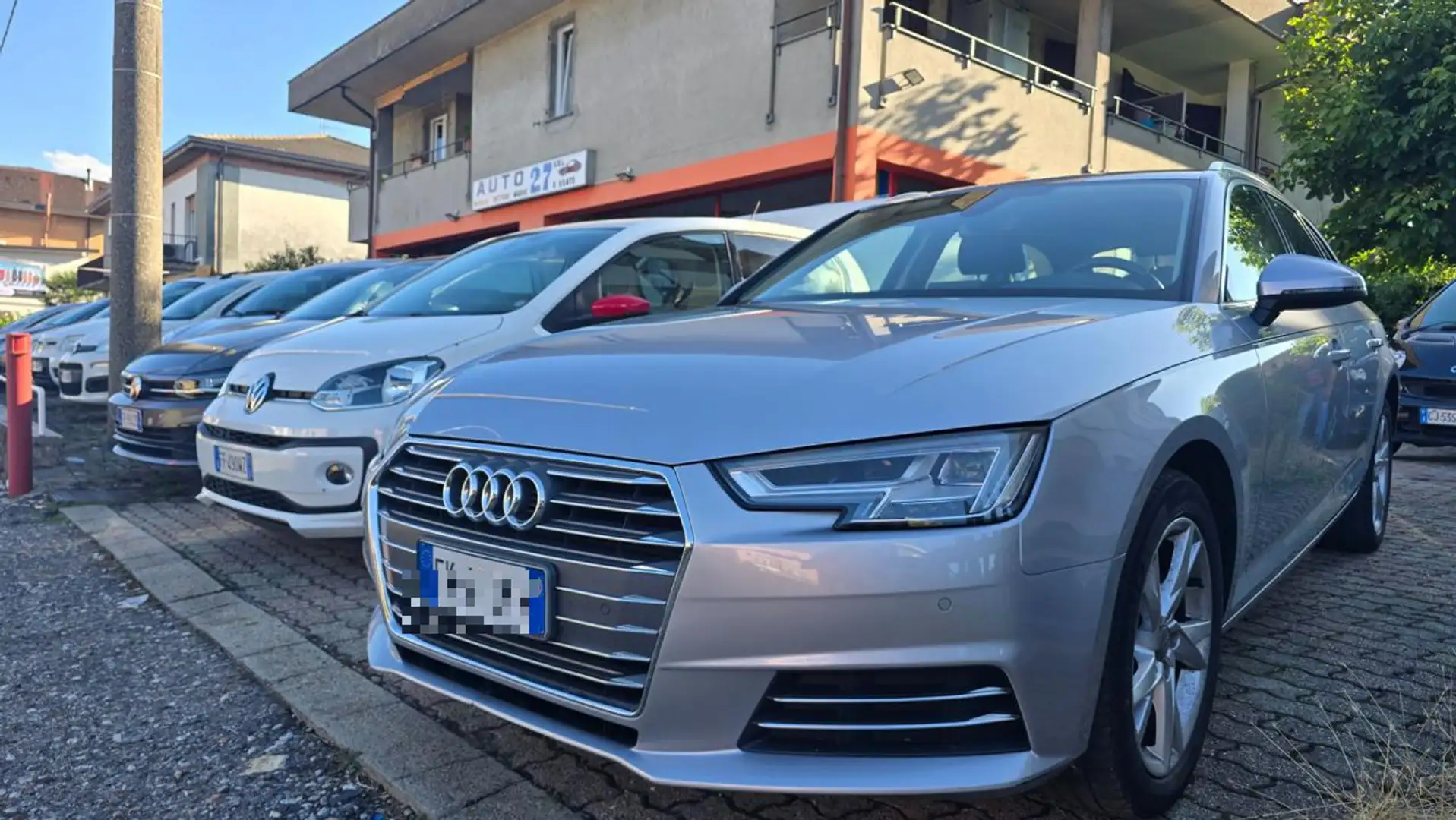 Audi A4 Avant 2.0 TDI 150 CV S tronic Business Sport Plateado - 1