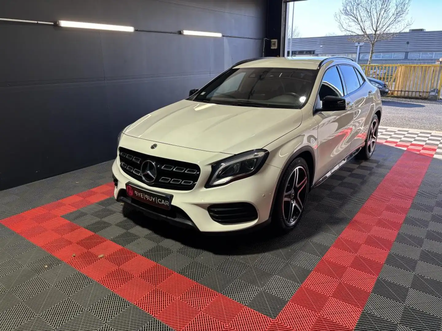 Mercedes-Benz GLA 200 200D 4Matic BVA 7G-  Garantie 12 Mois Weiß - 1