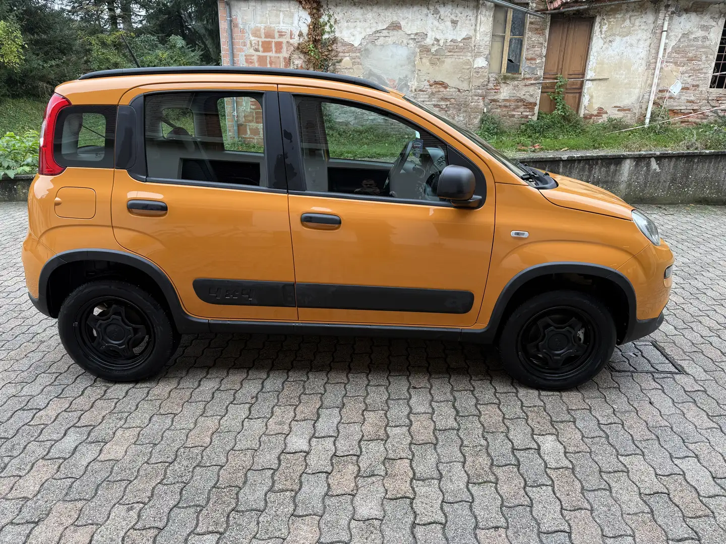 Fiat Panda 0.9 t.air t. Cross 4x4 s&s 85cv Arancione - 2