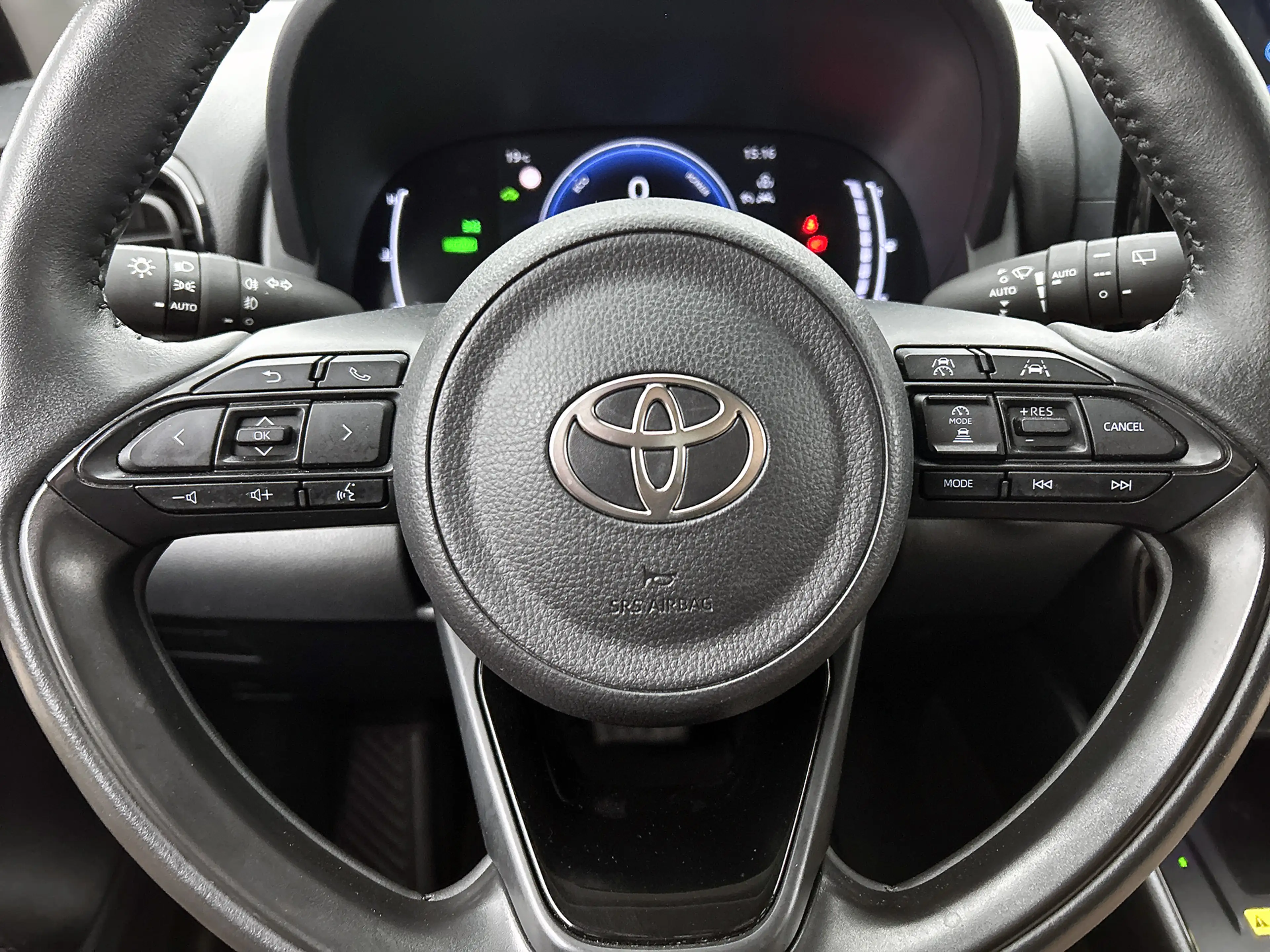 Toyota Yaris 1.5 Hybrid 115 Dynamic Comfort Pack | BTW voertuig — photo 25