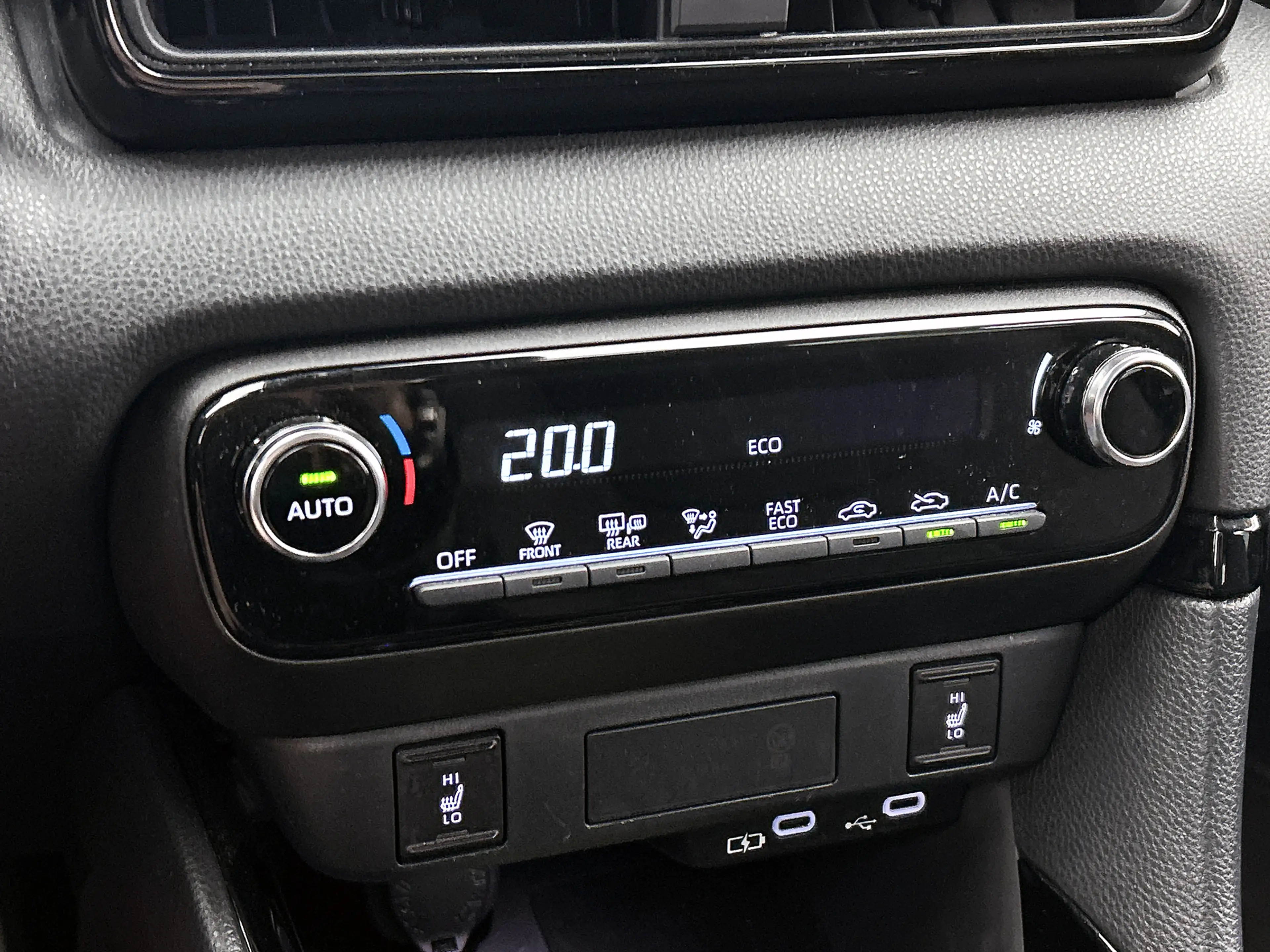 Toyota Yaris 1.5 Hybrid 115 Dynamic Comfort Pack | BTW voertuig — photo 13