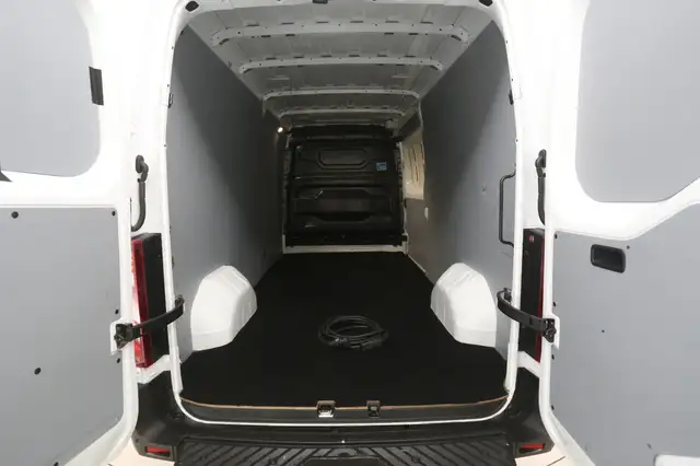 Renault Master view 3