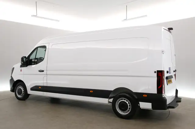Renault Master view 4