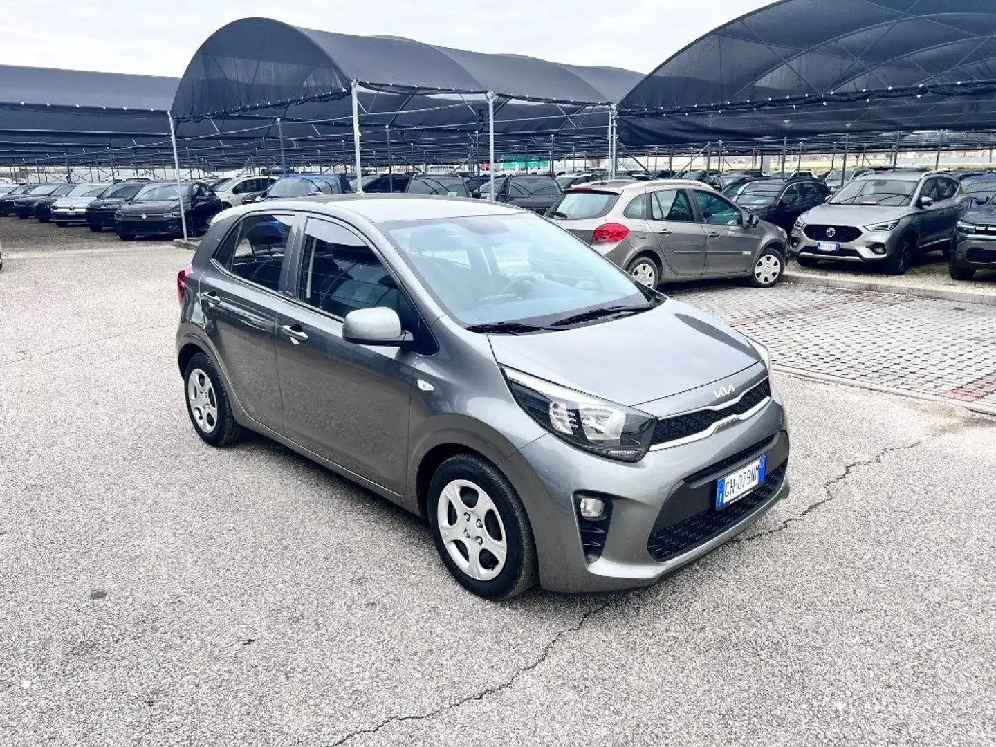 Kia Picanto 1.0 12V 5 porte Urban Grau - 2