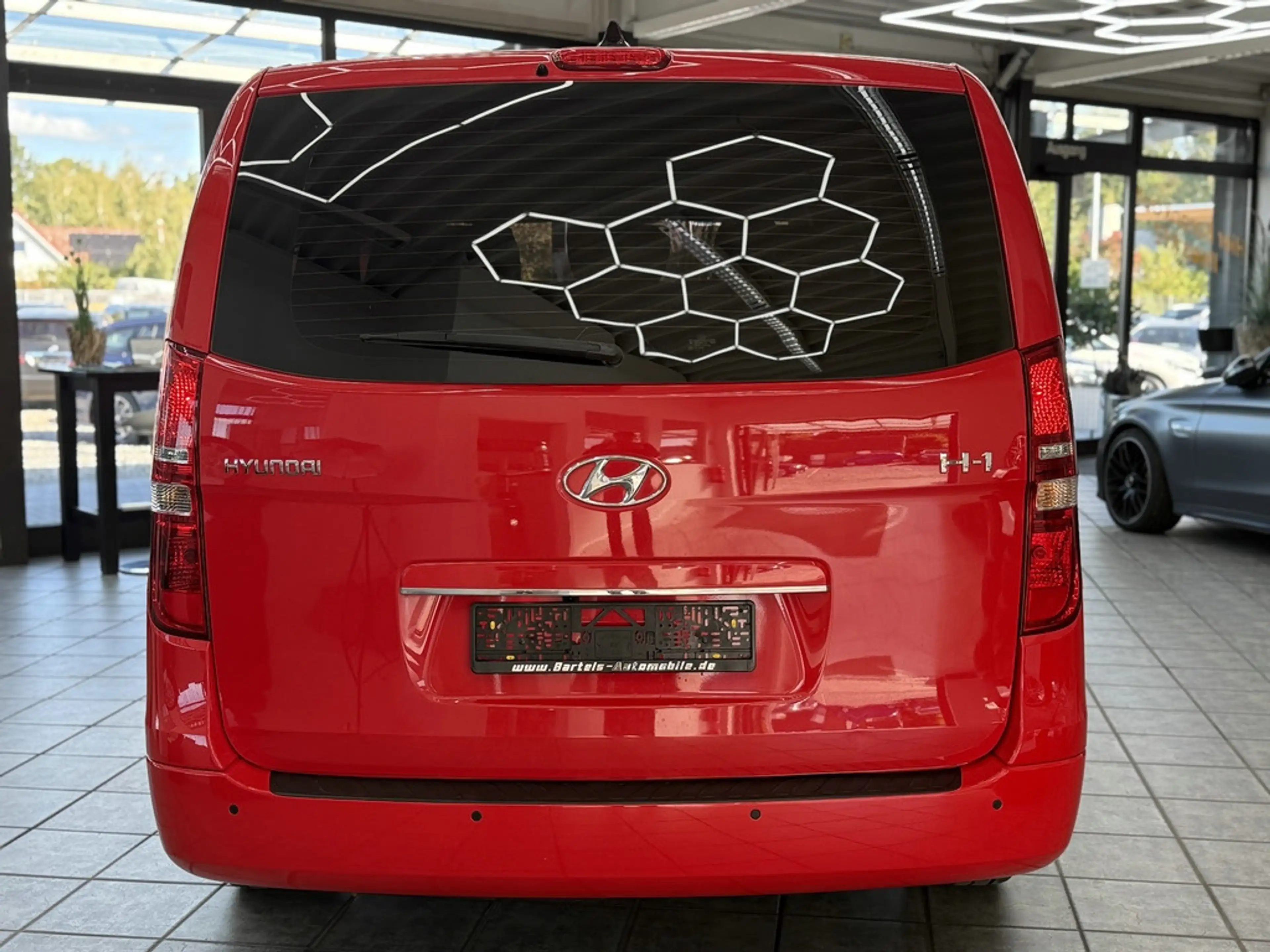 Hyundai H-1 Travel 2.5 CRDI Trend, 8-Sitzer, Navi, Klima — photo 10