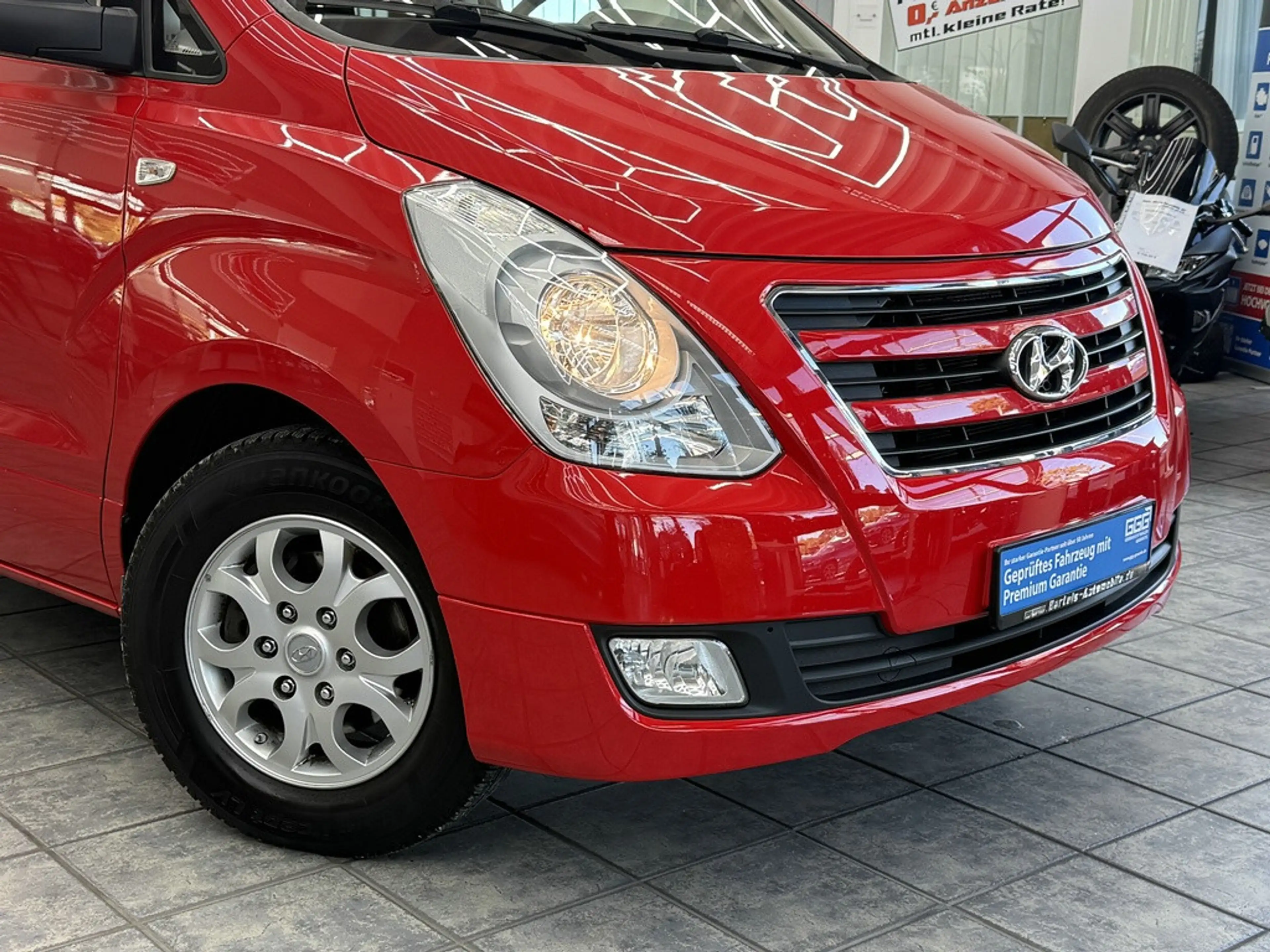 Hyundai H-1 Travel 2.5 CRDI Trend, 8-Sitzer, Navi, Klima — photo 2