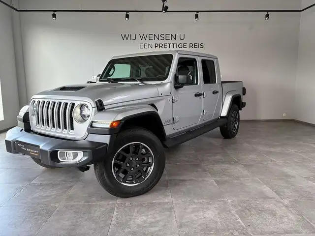 Jeep Gladiator CRD L VRACHT € 57.769 + BTW 3.0 V6 4WD ATX Overlan