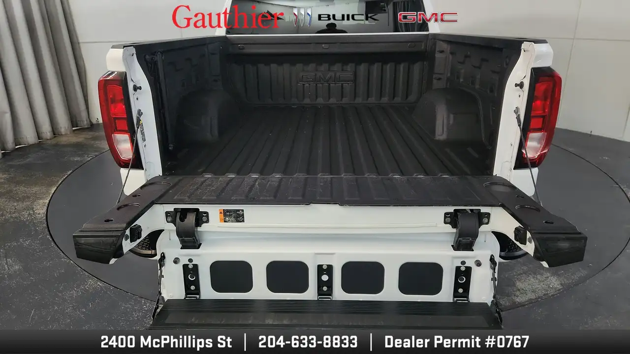 GMC Sierra 1500 photo GMC Sierra 1500