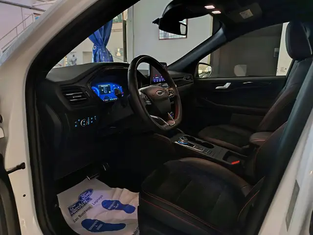 Ford Kuga view 2