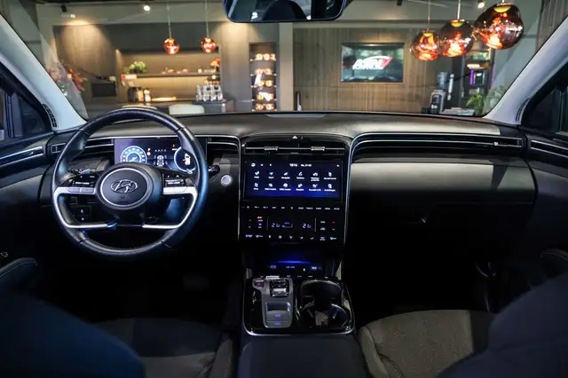 Hyundai Tucson view 4