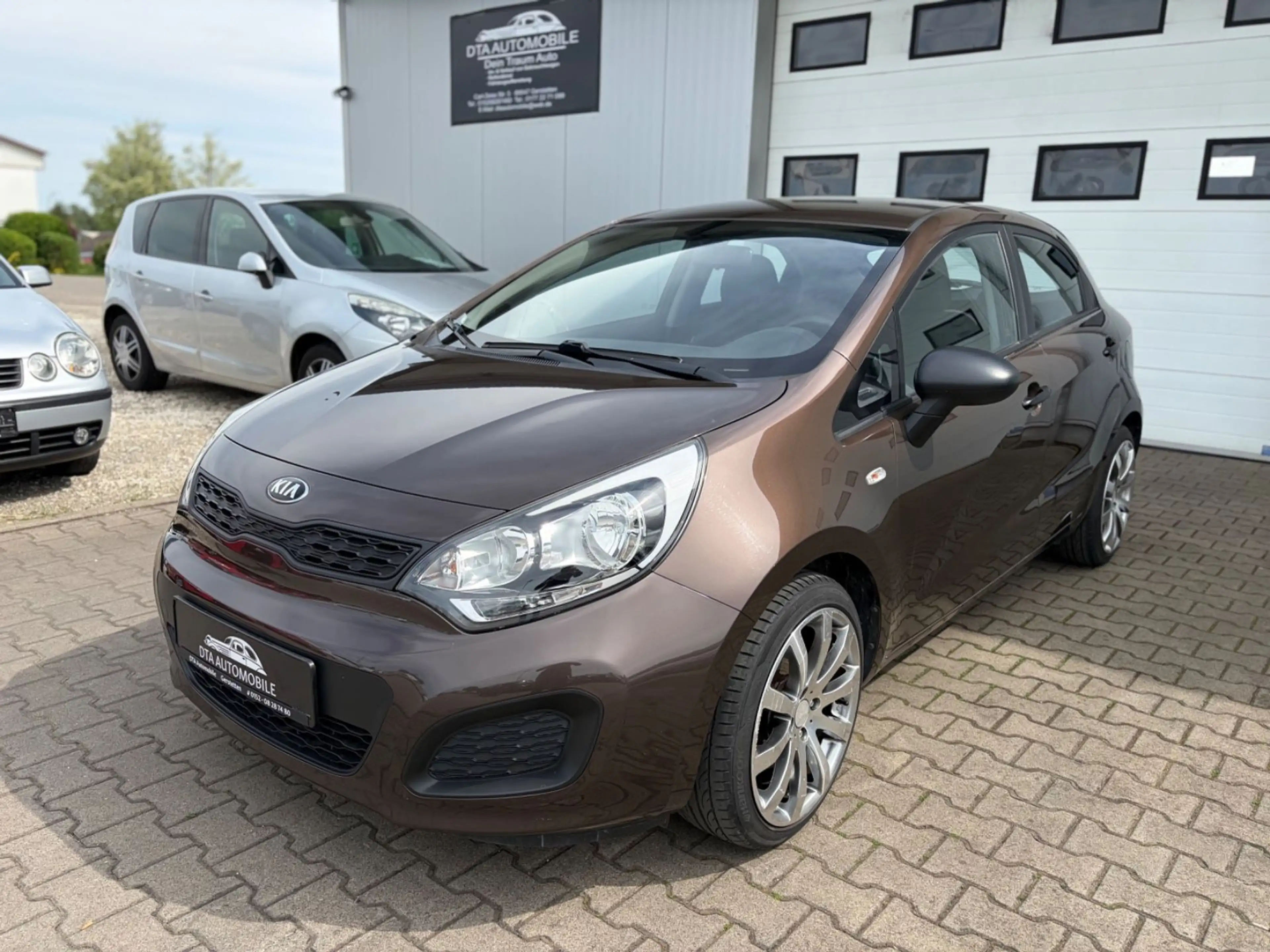 Kia Rio 1.2 *2Hnd*MFL*wenig Km.*8Fach* — photo 2