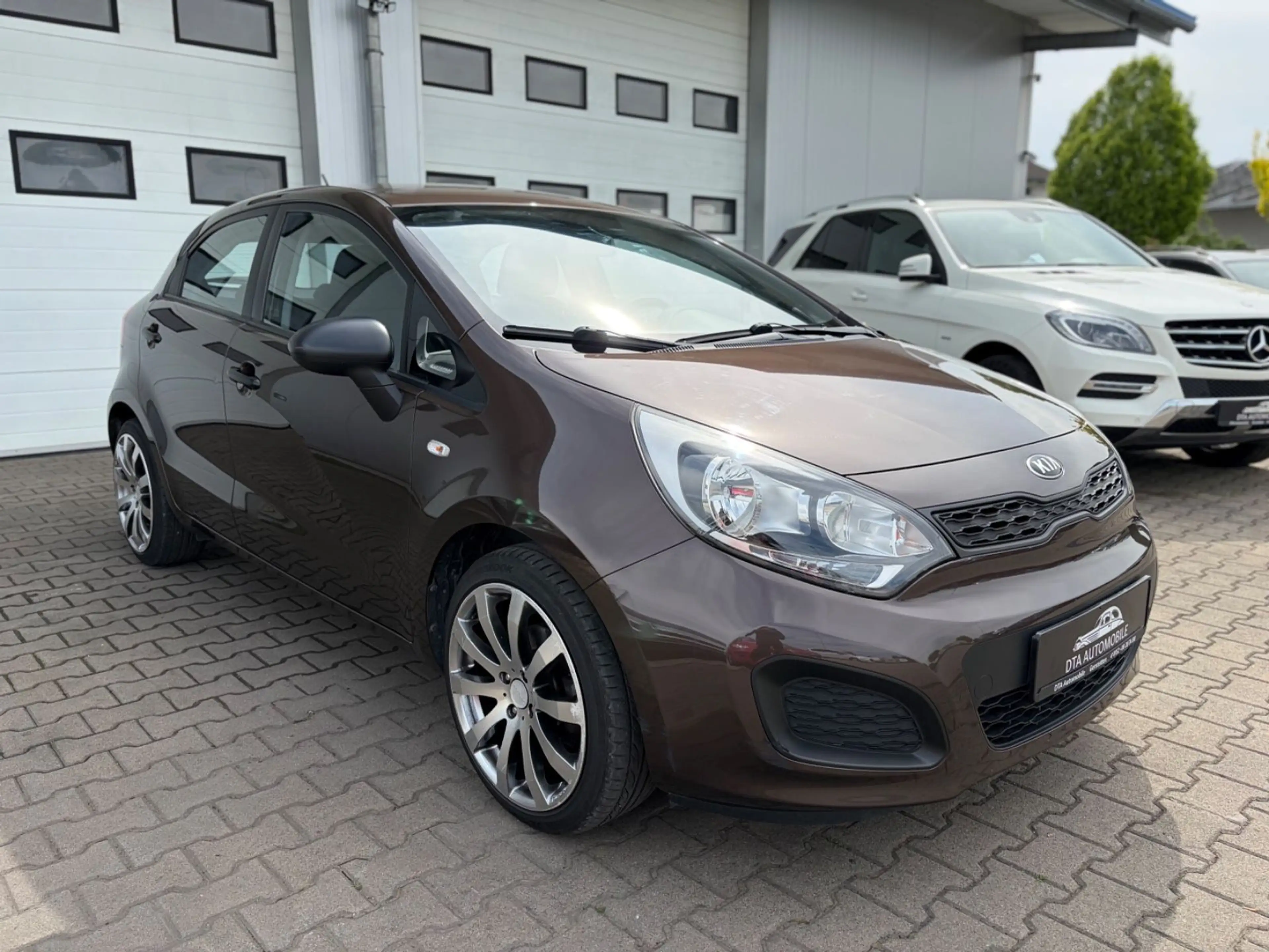 Kia Rio 1.2 *2Hnd*MFL*wenig Km.*8Fach* — photo 4