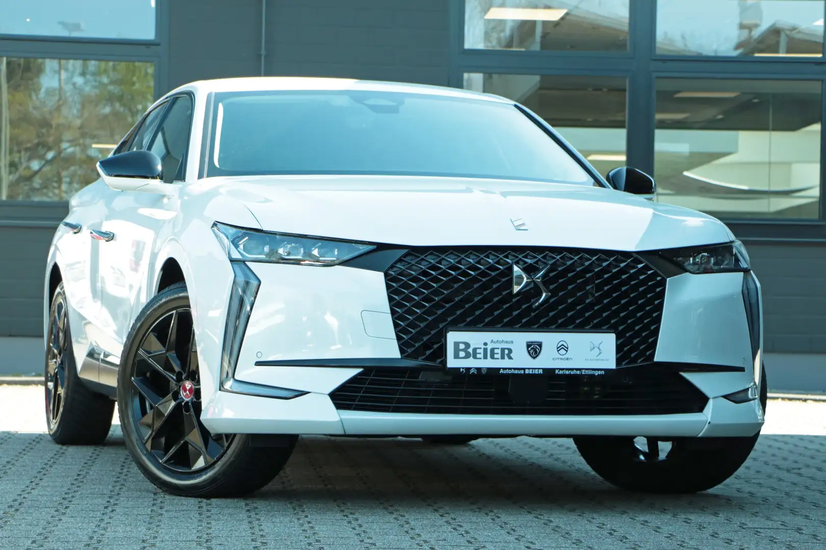 DS Automobiles DS 4 DS4 Performance Line Weiß - 2