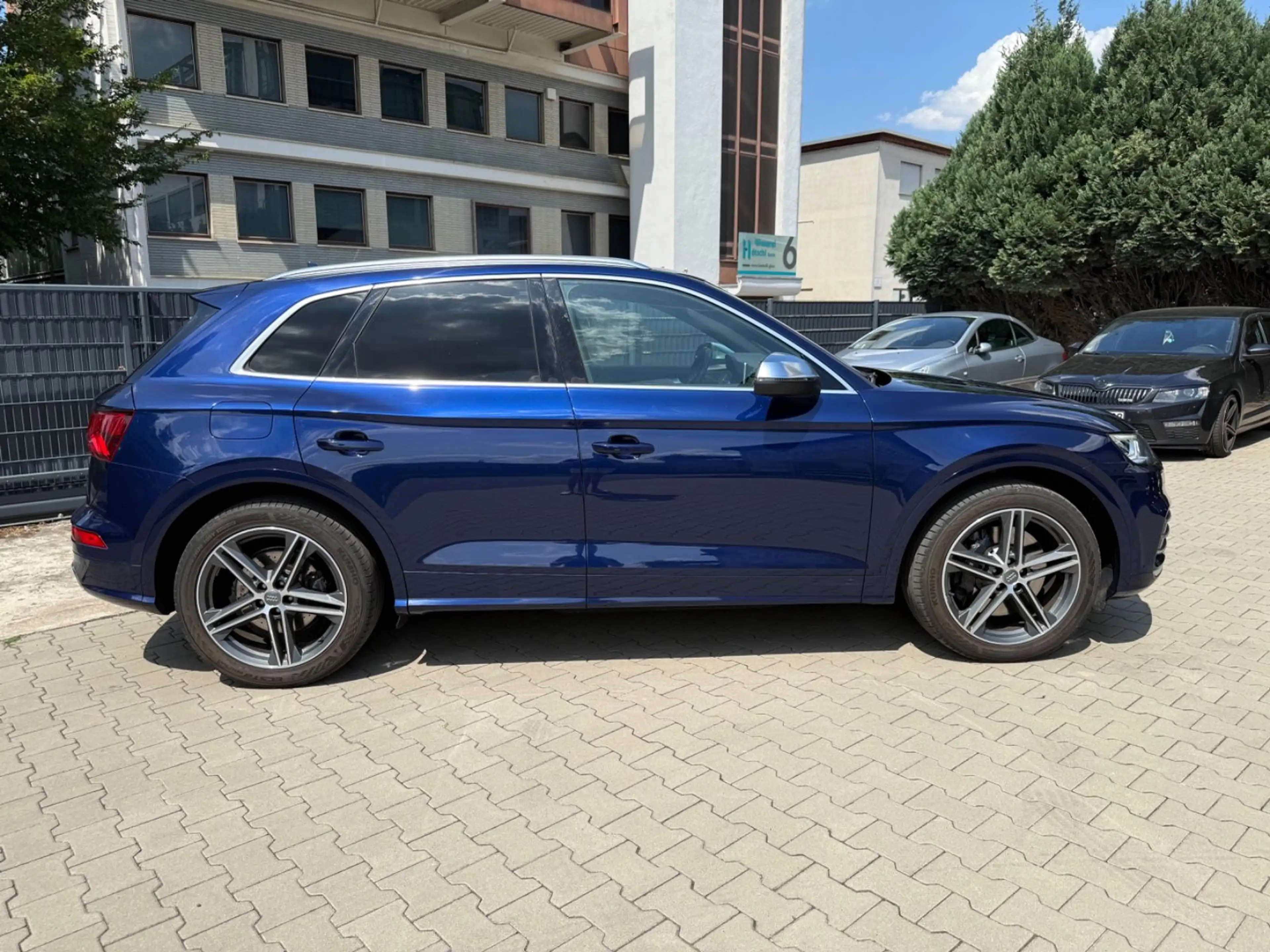 Audi SQ5 3.0 TDI·Quattro·1.HD·SH·AHK·S-Line·LM·Alcant — photo 10