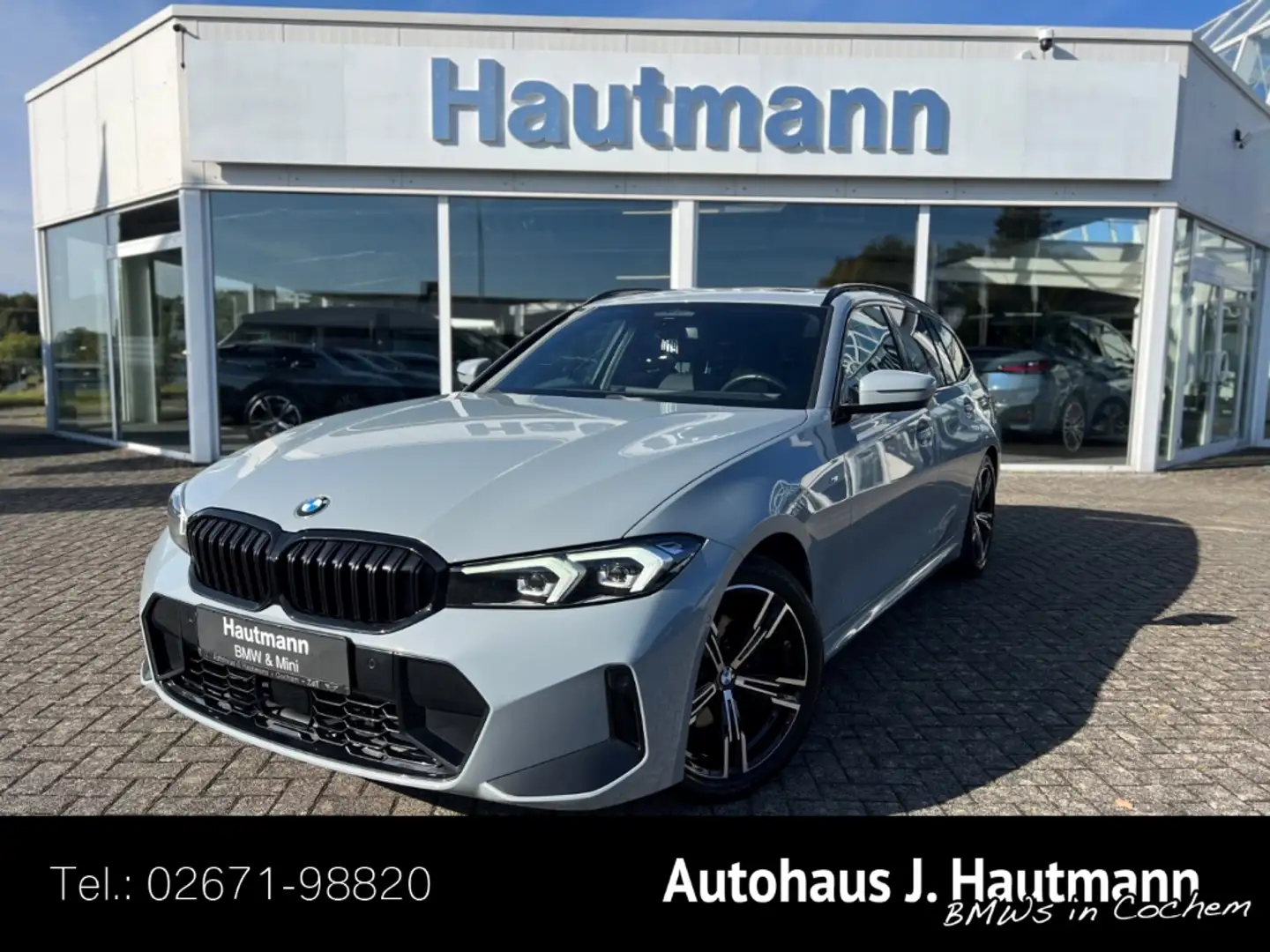 BMW 320 d Tour. xDrive M SPORT +1.HAND+ACC+PANO+RFK+HIFI+ Gris - 1