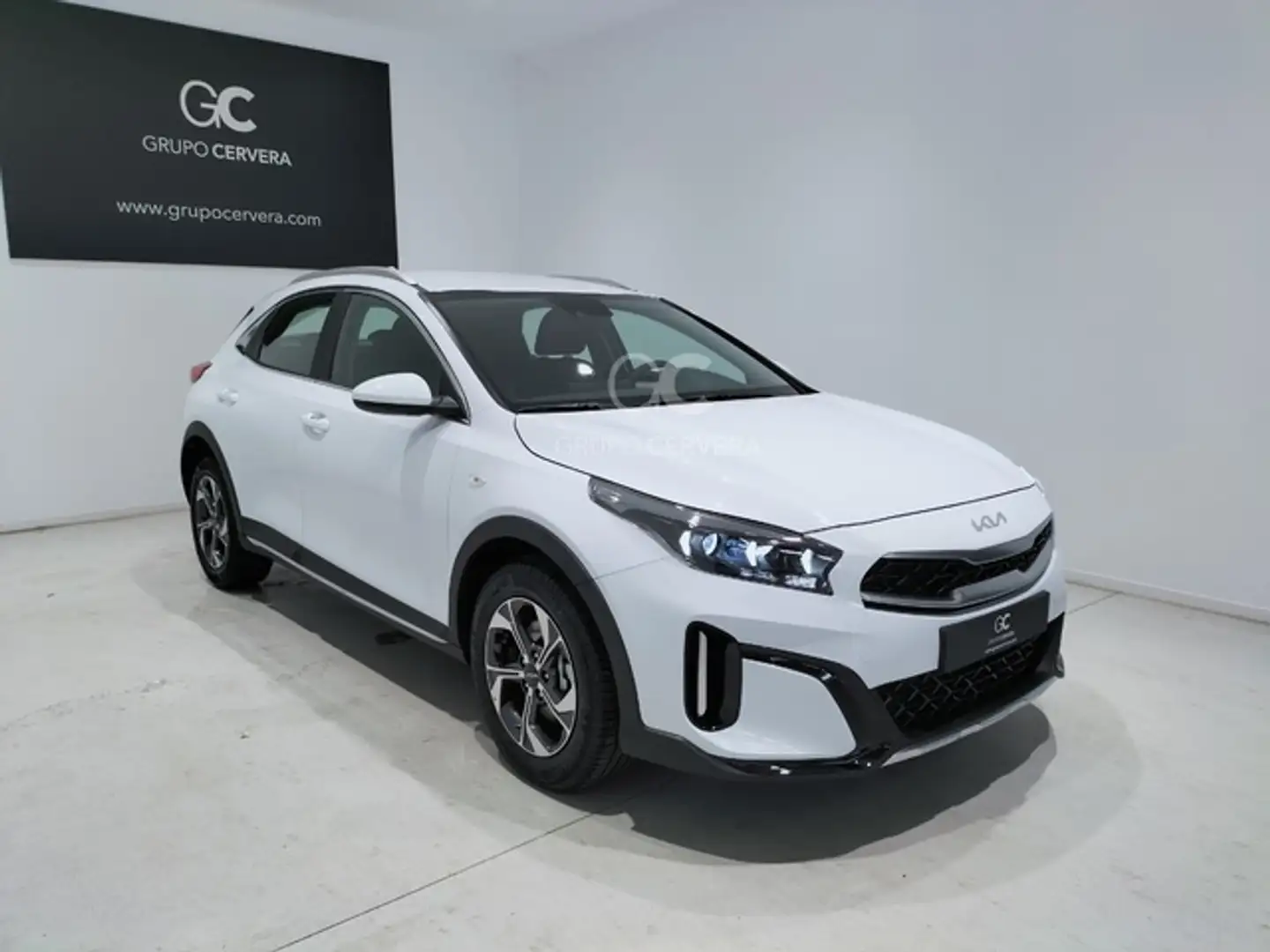 Kia XCeed 1.5 MHEV DCT Drive Blanco - 2
