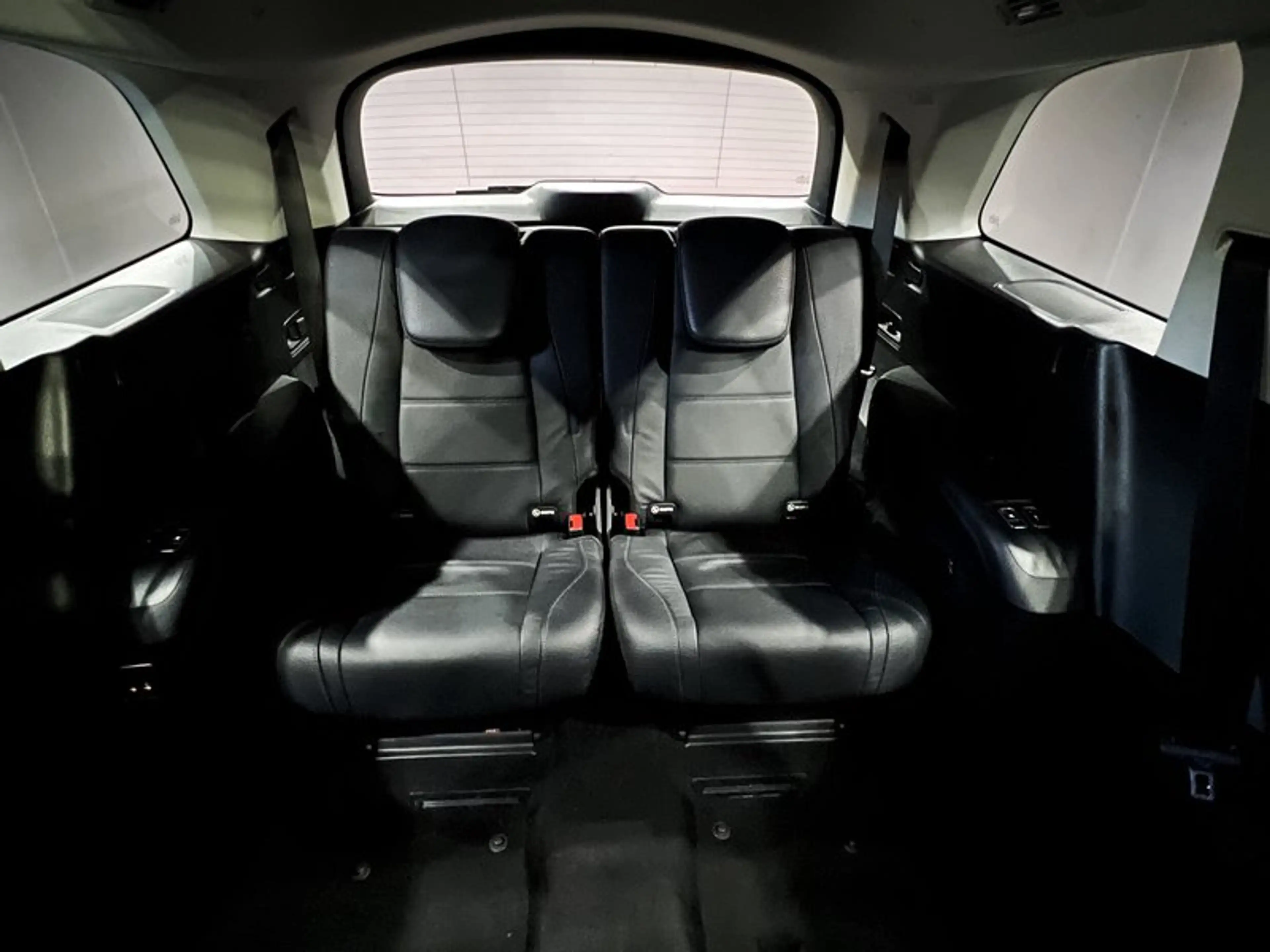 Mercedes-Benz GLS 350 d AMG 4Matic|5*JAHRE*GARANTIE|PANO|7SITZER — photo 13