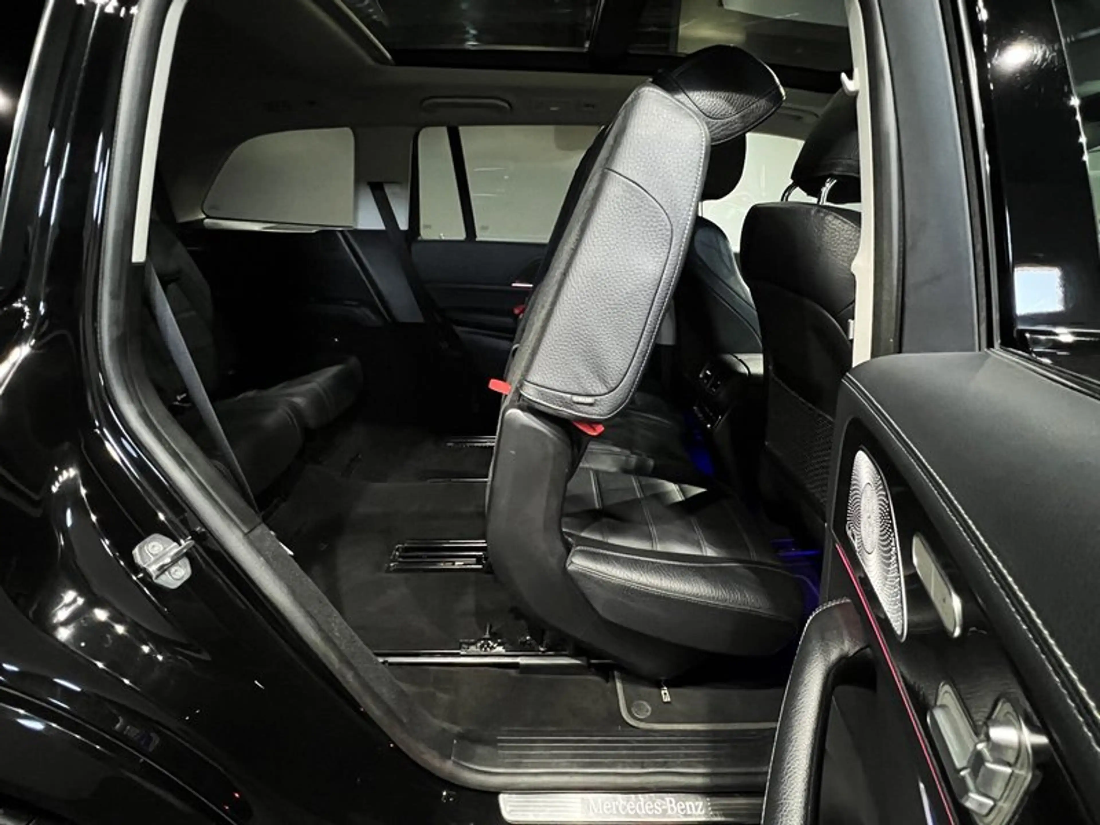 Mercedes-Benz GLS 350 d AMG 4Matic|5*JAHRE*GARANTIE|PANO|7SITZER — photo 11