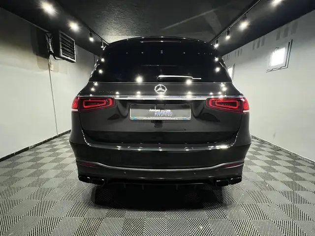 Mercedes-Benz GLS Class view 6