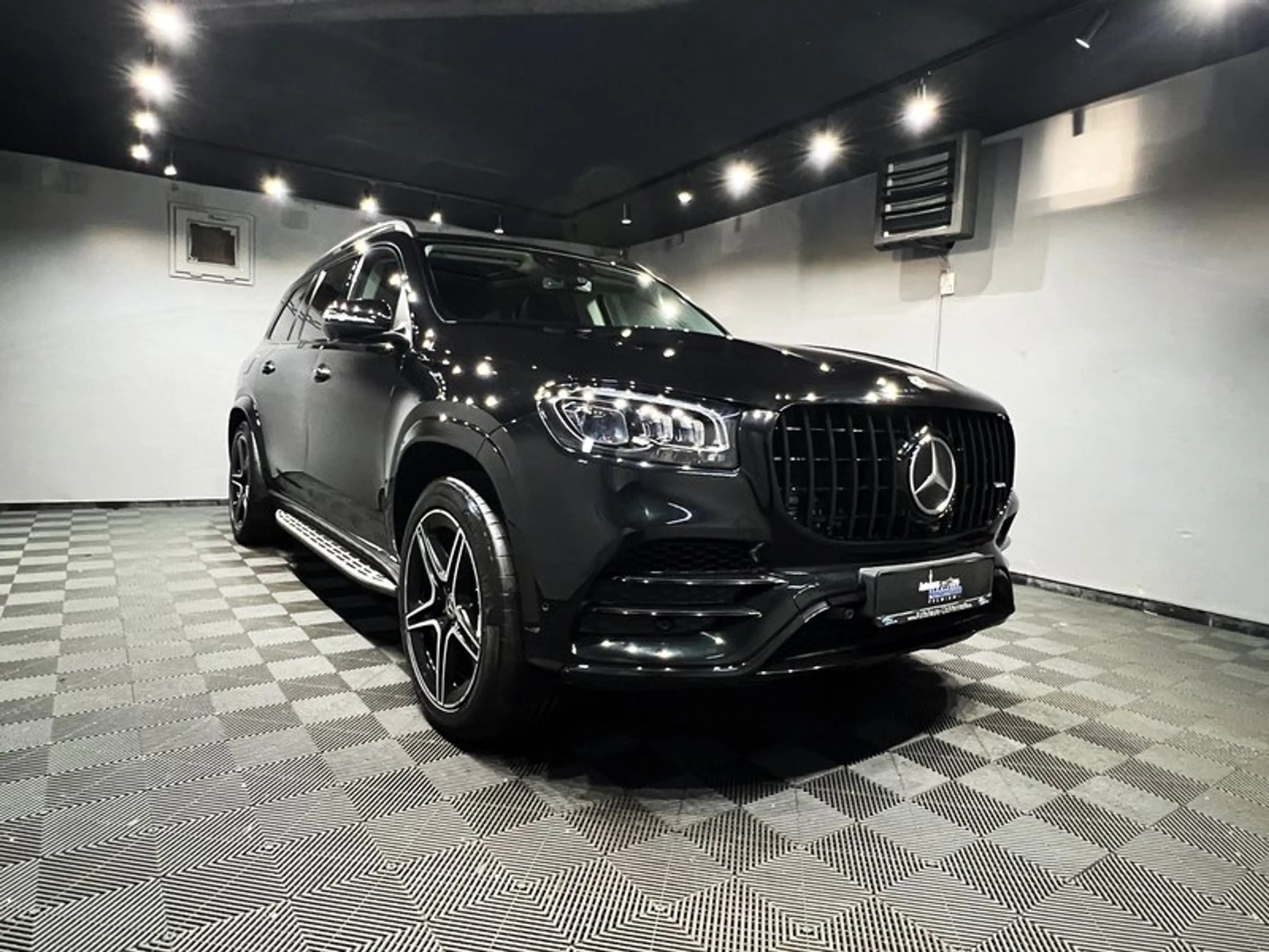 Mercedes-Benz GLS 350 d AMG 4Matic|5*JAHRE*GARANTIE|PANO|7SITZER — photo 2