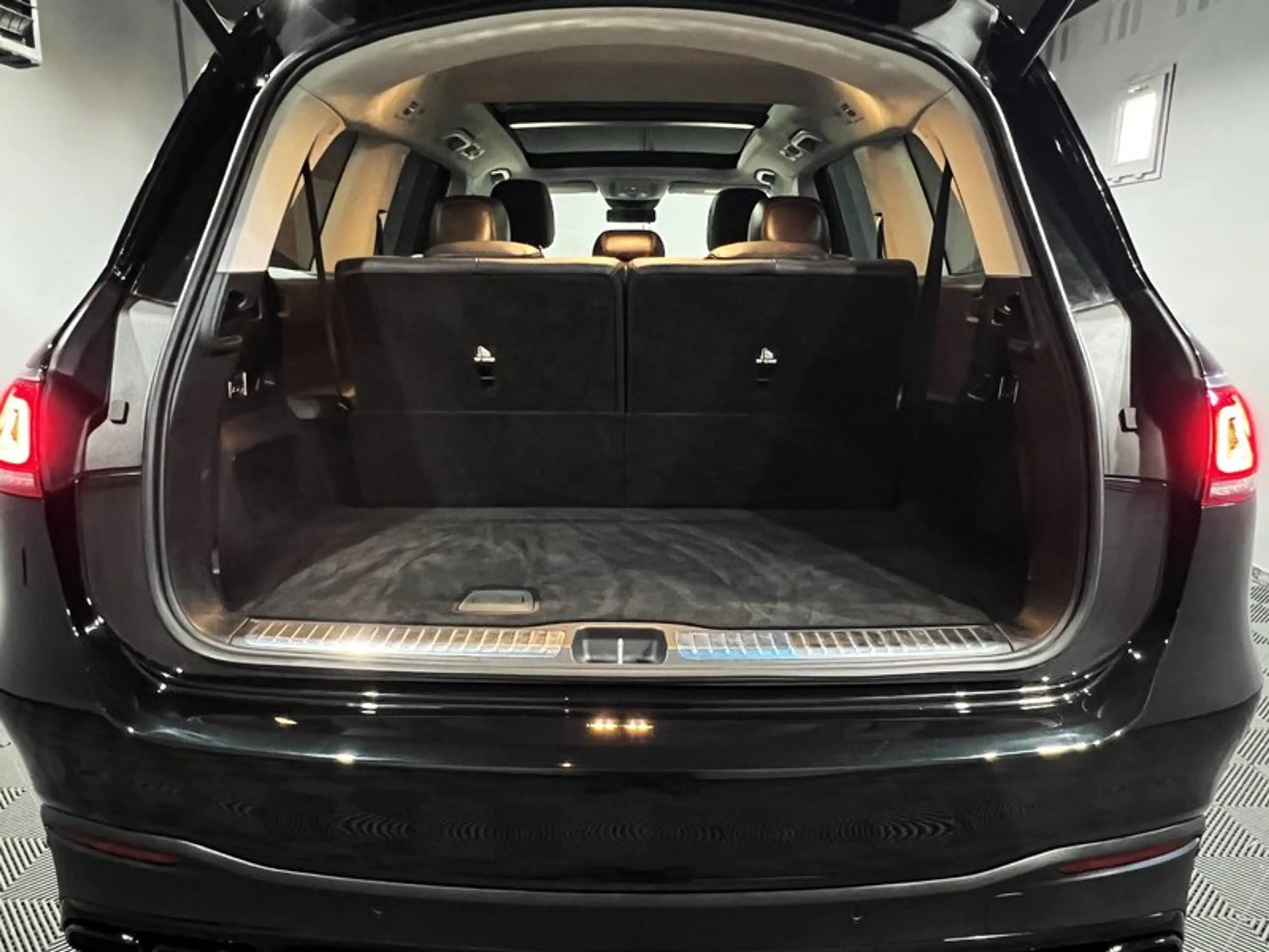 Mercedes-Benz GLS 350 d AMG 4Matic|5*JAHRE*GARANTIE|PANO|7SITZER — photo 7