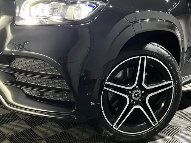 Mercedes-Benz GLS view 26