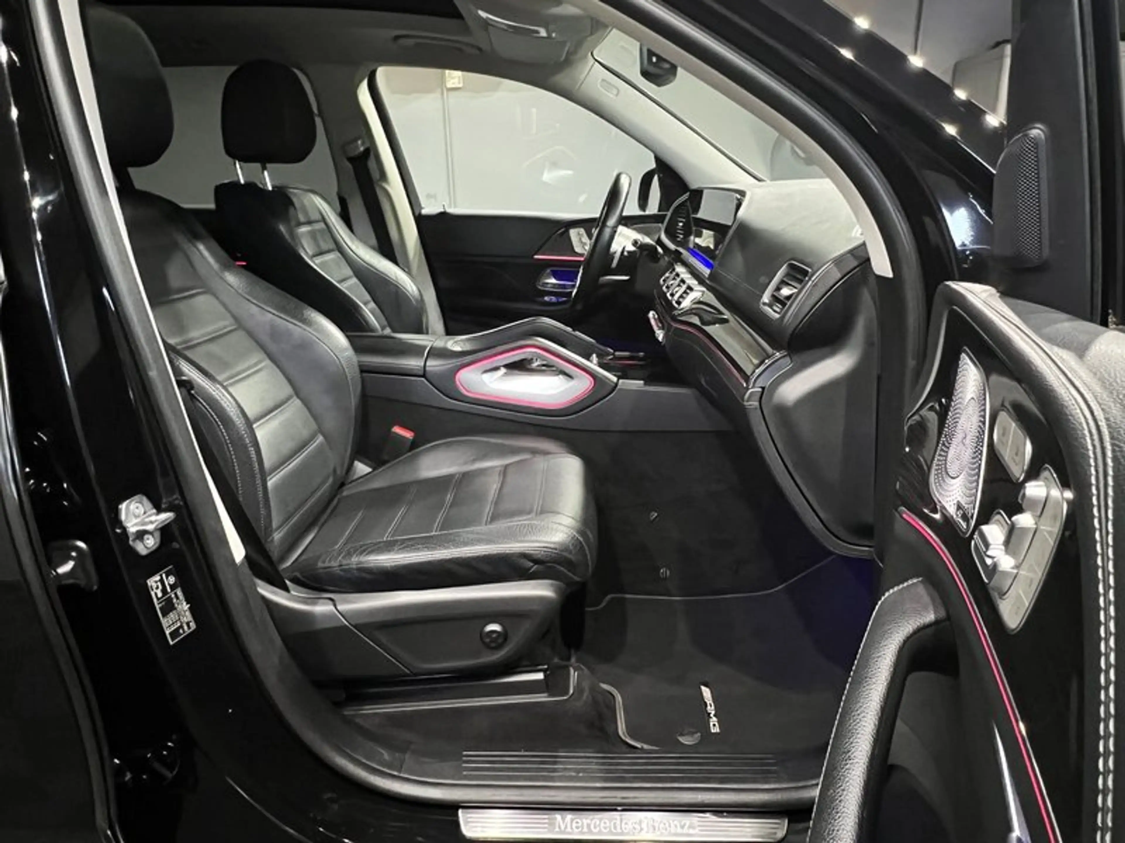 Mercedes-Benz GLS 350 d AMG 4Matic|5*JAHRE*GARANTIE|PANO|7SITZER — photo 9