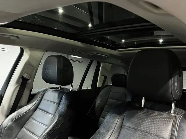 Mercedes-Benz GLS Class view 8