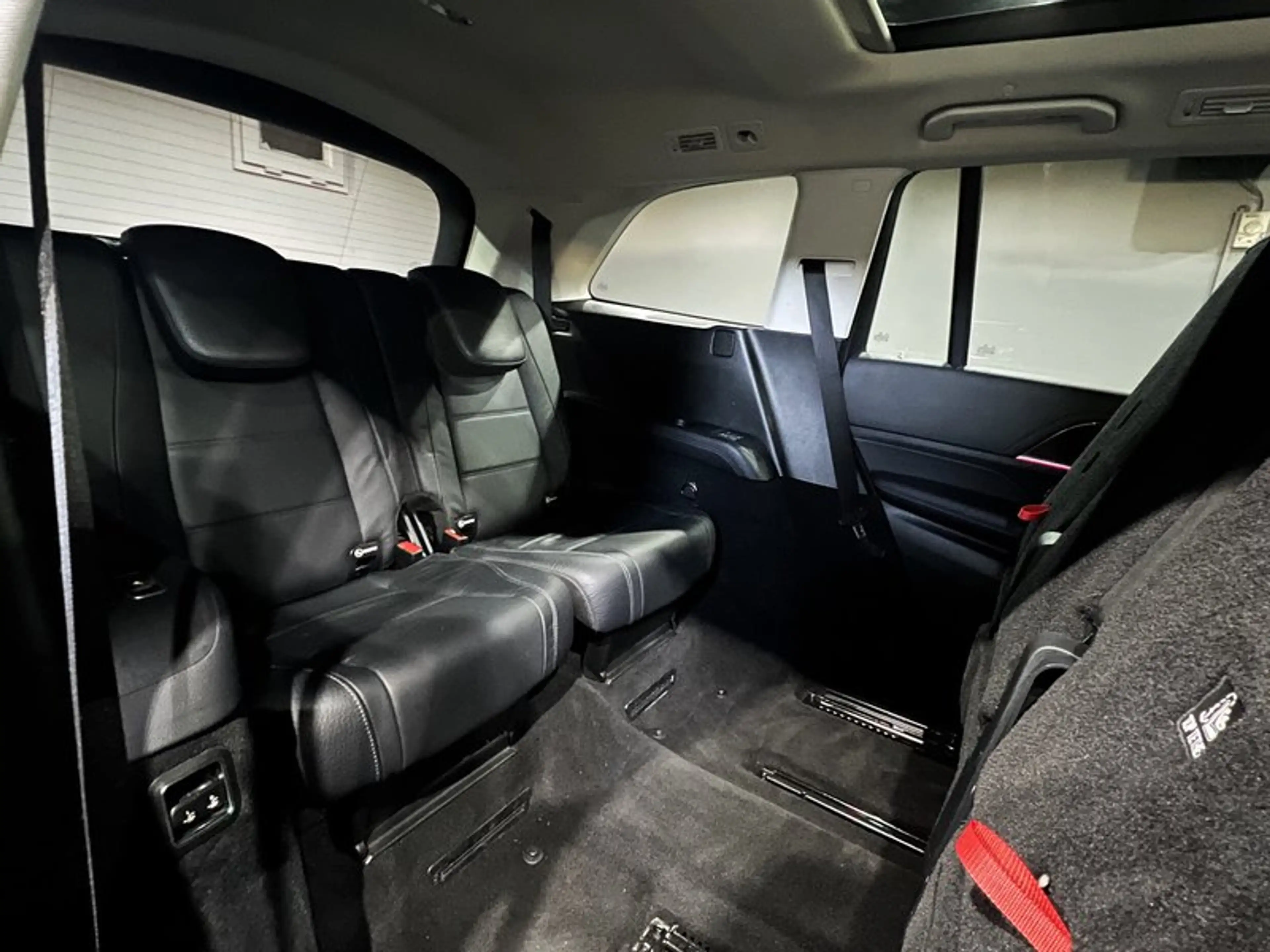Mercedes-Benz GLS 350 d AMG 4Matic|5*JAHRE*GARANTIE|PANO|7SITZER — photo 12