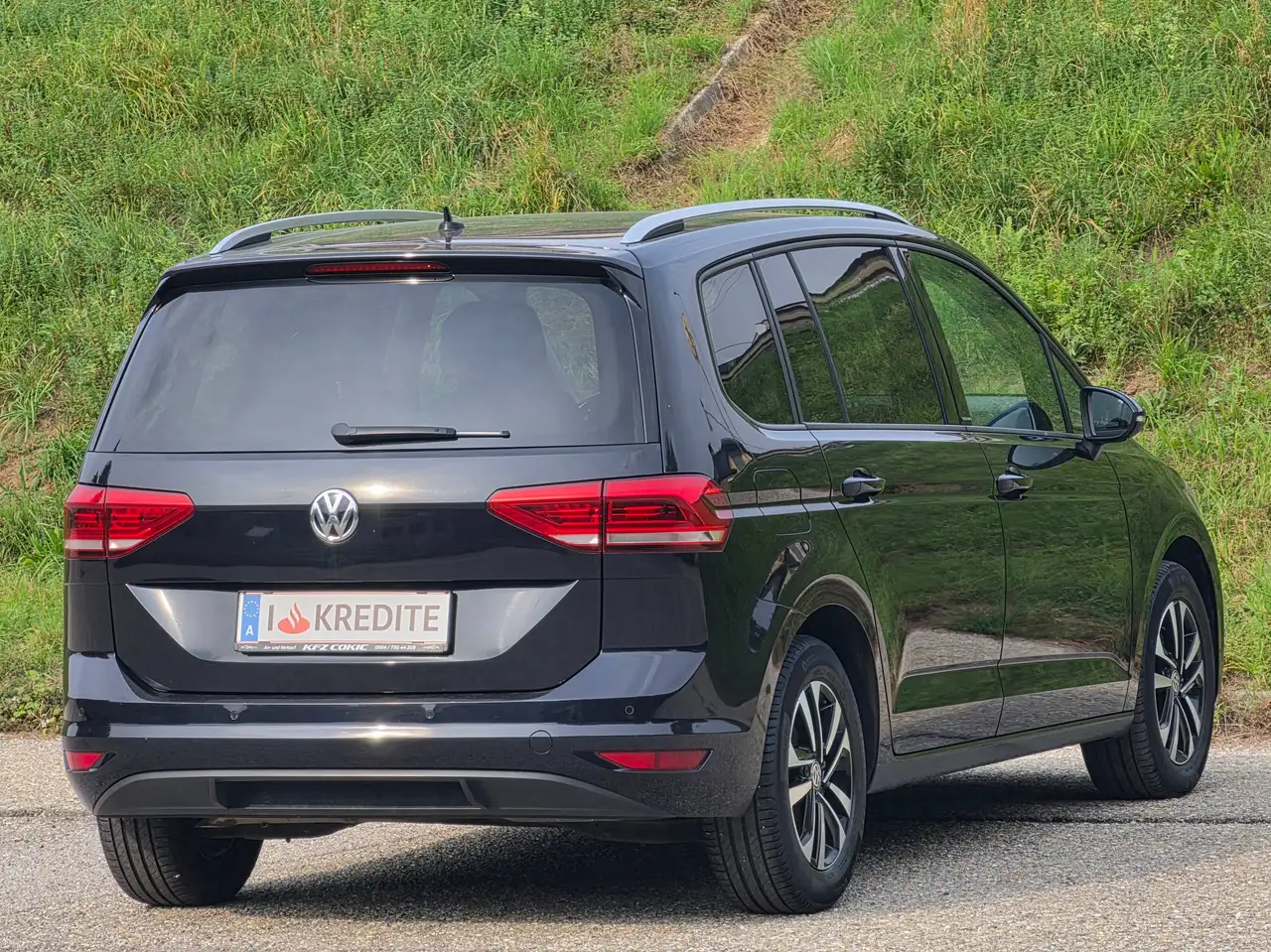 Volkswagen Touran Automatik – Bild 2