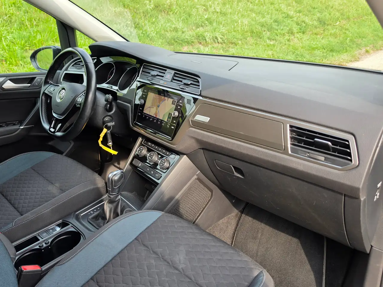 Volkswagen Touran Automatik – Bild 15