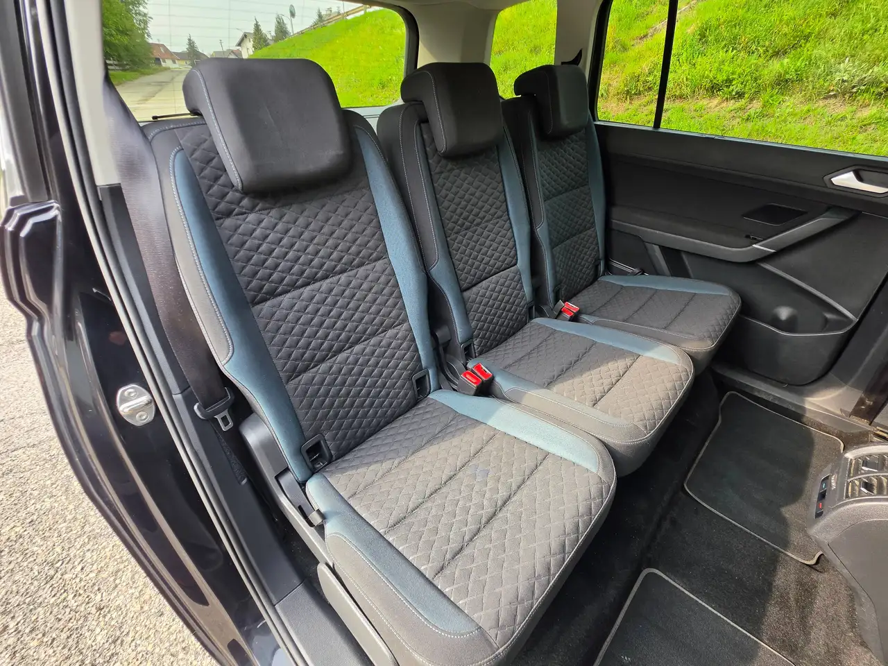 Volkswagen Touran Automatik – Bild 17
