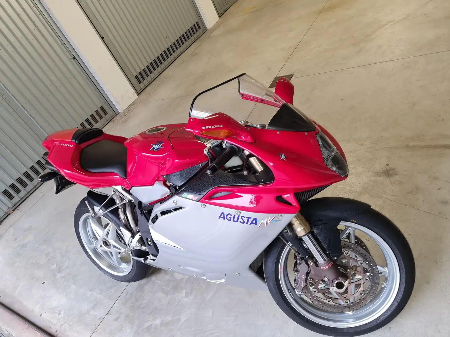 MV Agusta F4 1000 1+1 Czerwony - 1