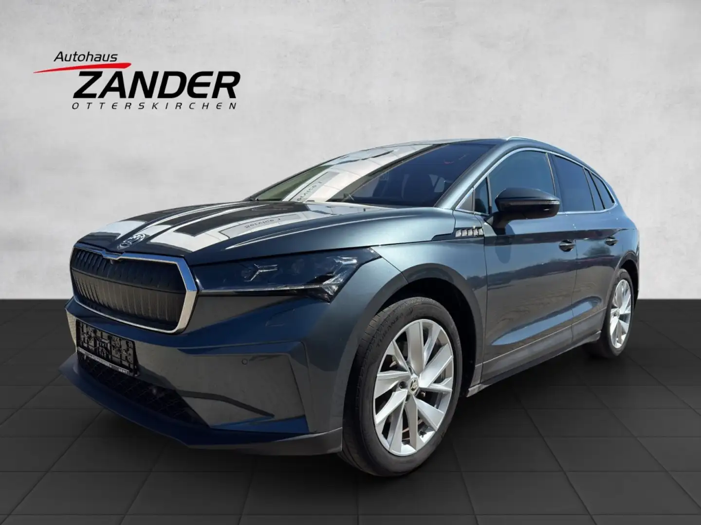 Skoda Enyaq 60 Loft Wärmepumpe Teilleder Grau - 1