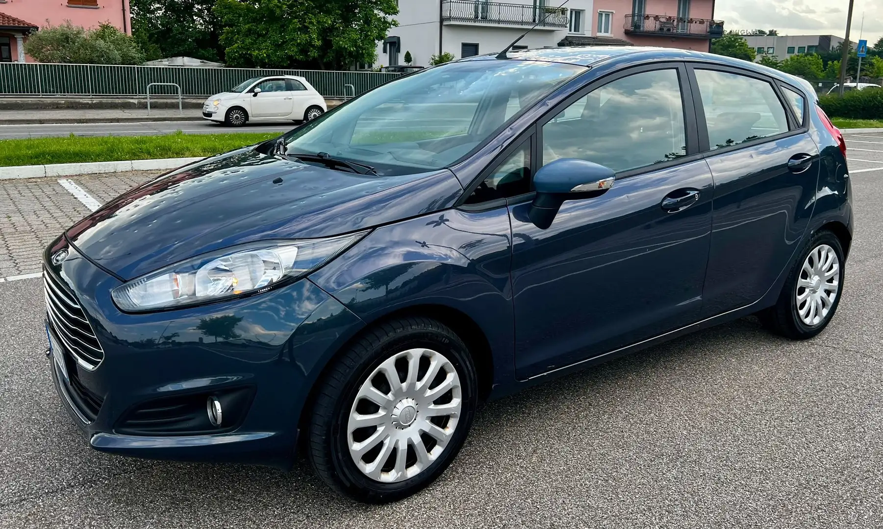 Ford Fiesta Fiesta 5p 1.0 Titanium 80cv (grandinata) Bleu - 2
