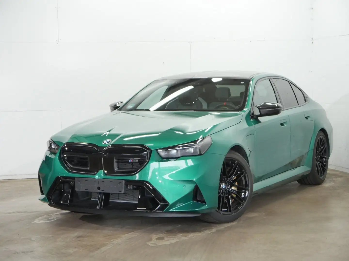 BMW M5 Limousine Sitzlüftung, M Carbon-Keramik-Bremsen Verde - 1